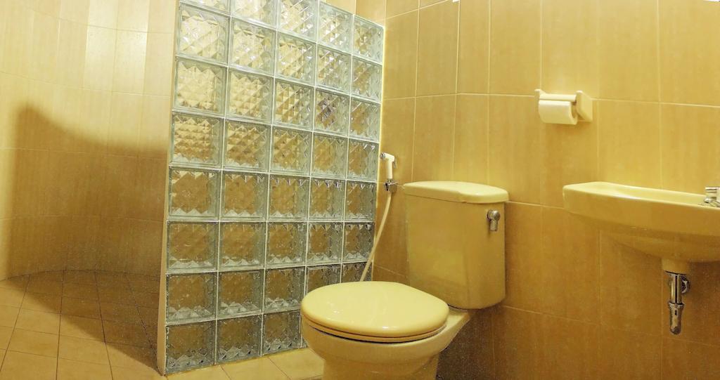 Ary'S Lagoon Bungalow & Hotel Каримунджава Екстериор снимка