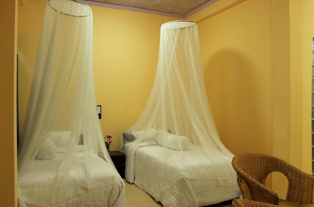 Ary'S Lagoon Bungalow & Hotel Каримунджава Стая снимка